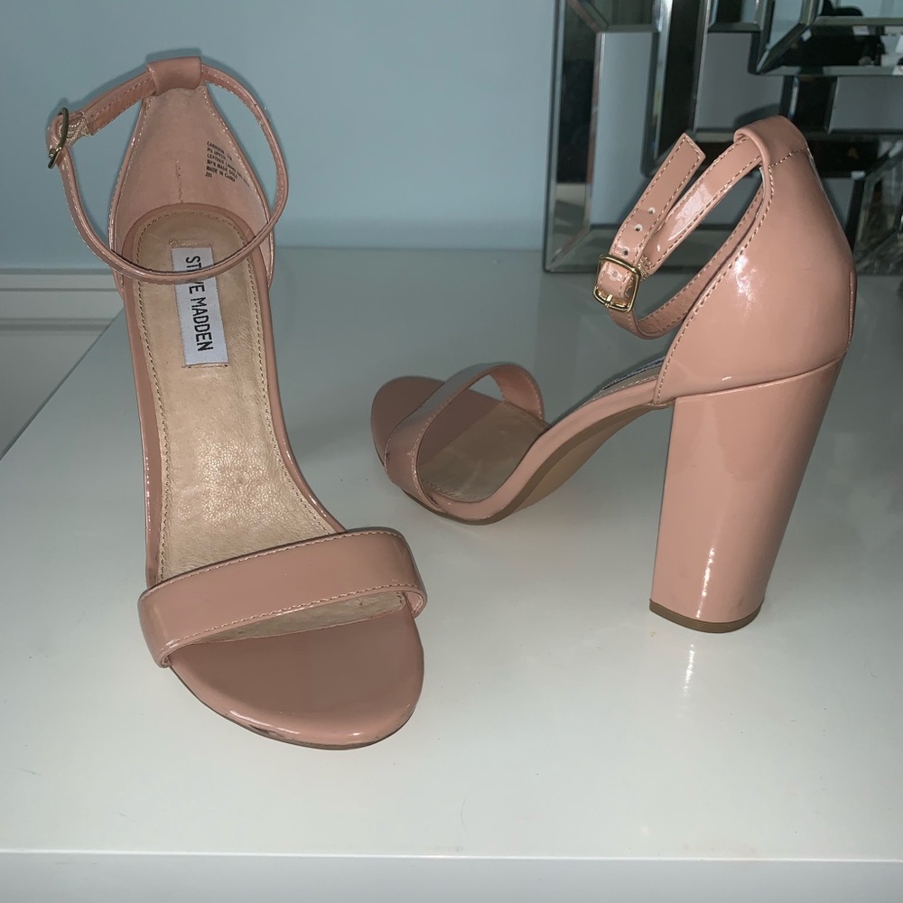 Steve Madden patten leather nude heels